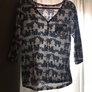 Three quarter length sleeve cotton shirt